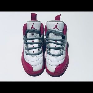 Retro 12  PiNk & White